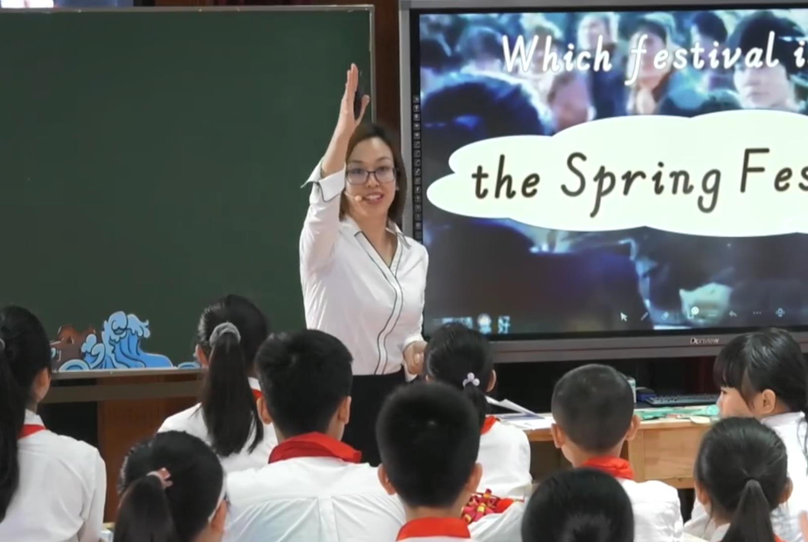 徐英，閱讀課《The Story of Nian》，五年級(jí)，自編文本