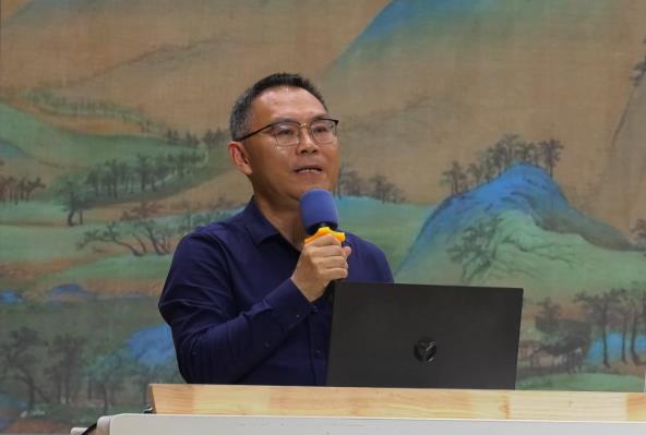 王小毅，《教學(xué)沙龍：小學(xué)語(yǔ)文學(xué)習(xí)任務(wù)》